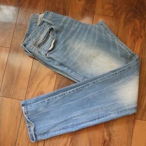 American Eagle Outfitters Faded Blue Straight Jeans